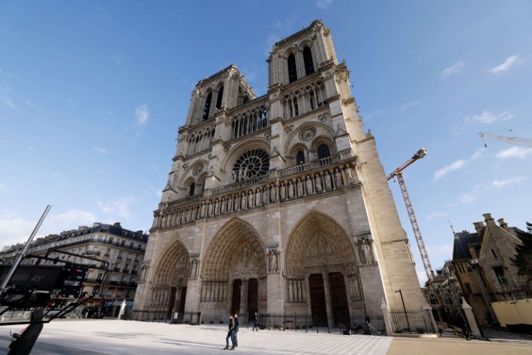 Notre Dame Cathedral le212 News